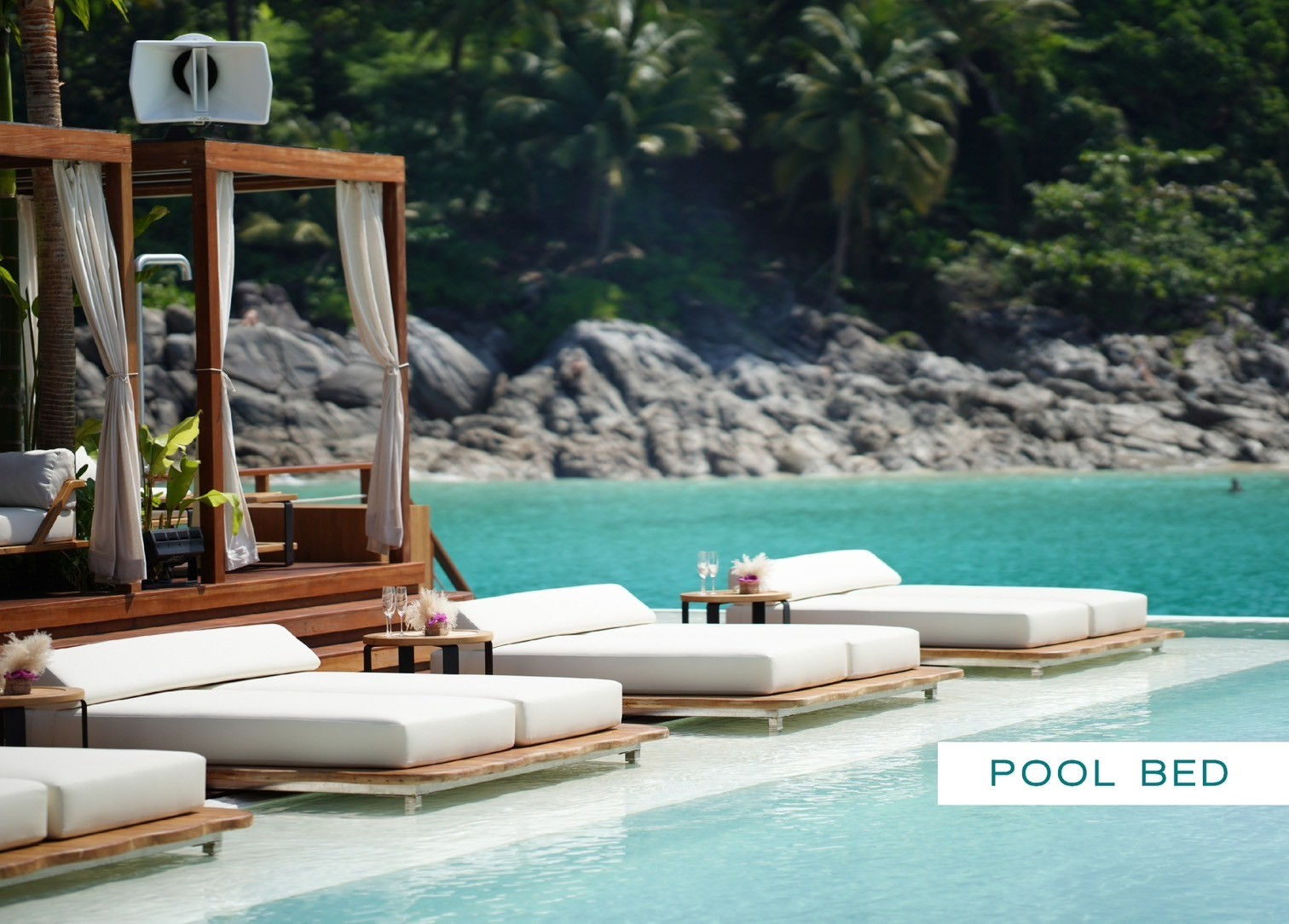 POOL BED - Beach Club for 3 People