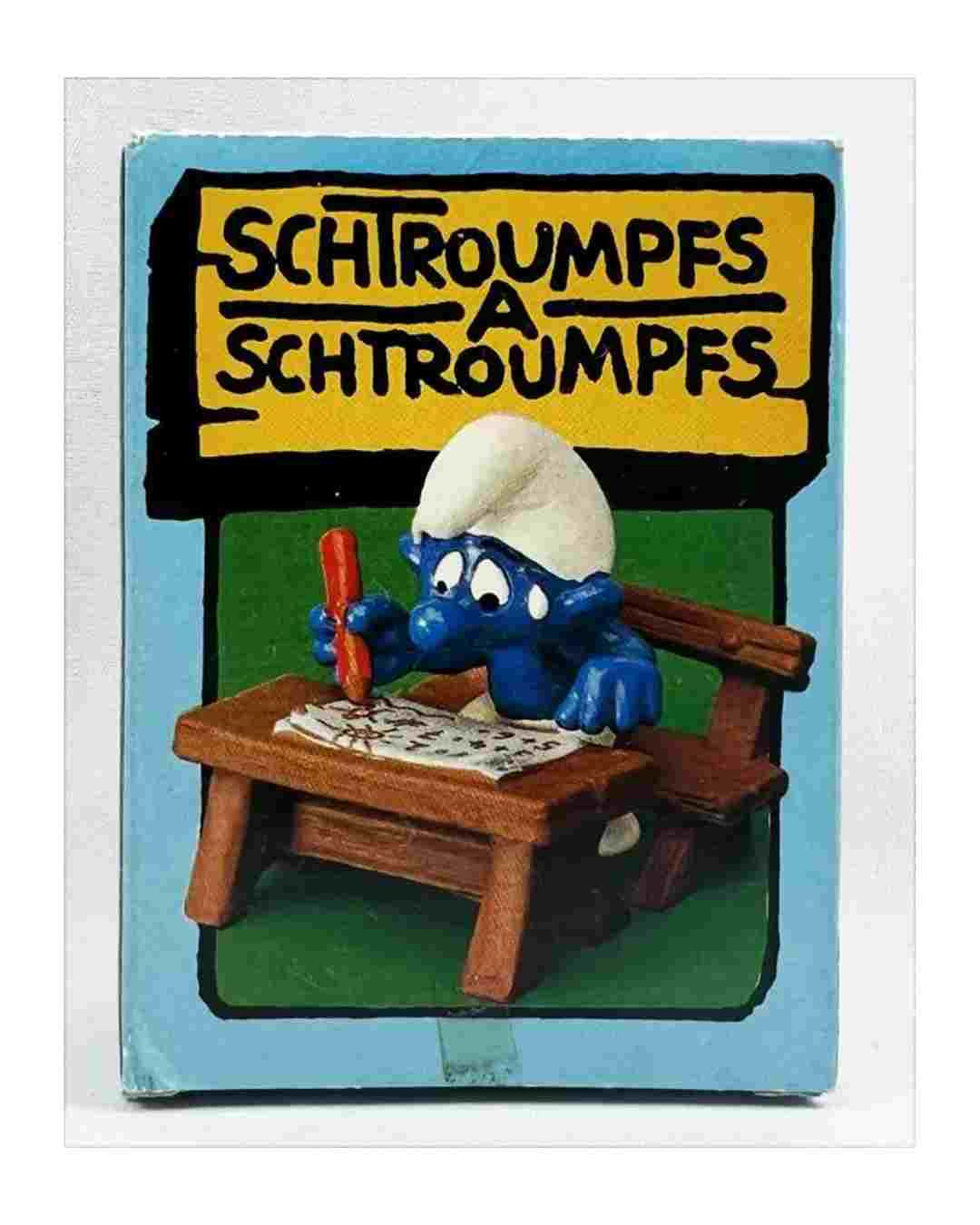 The Smurfs - Schleich - 4.0220 Schoolboy Smurf on school's bench 1982
