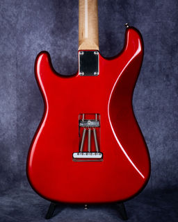Bluesman Vintage Guitars Sedan Candy Apple Red 2022 | Nord Guitar