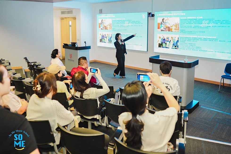 Let Art be a Light in your Life, bringing Warmth to your Everyday!