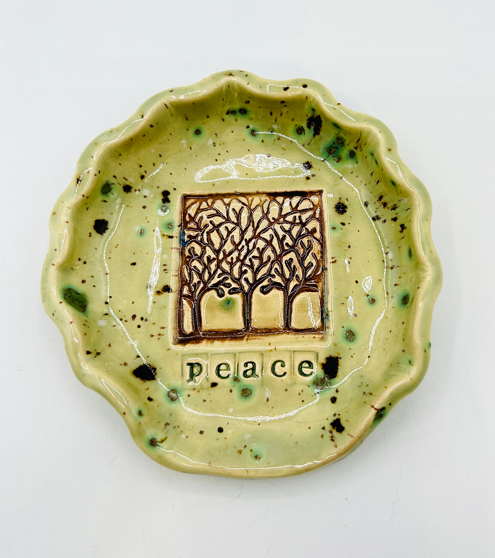 Thumbnail: Tree with peace spoon rest 