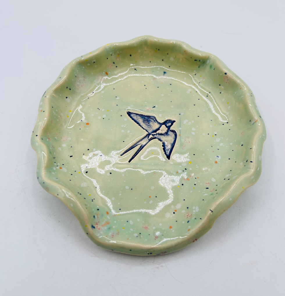 Thumbnail: Soaring bird spoon rest 