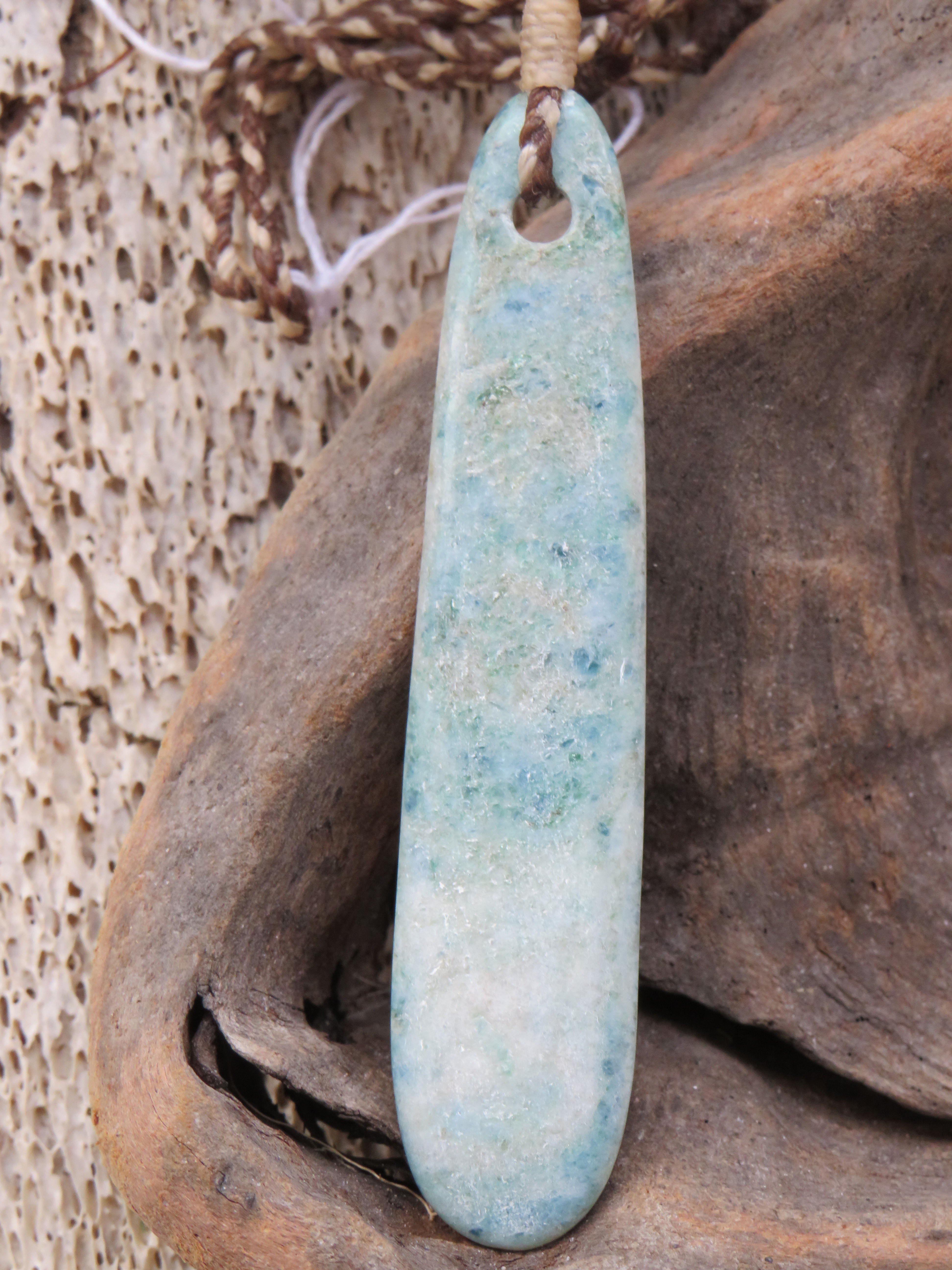 Aotea Simple Roimata Pendant