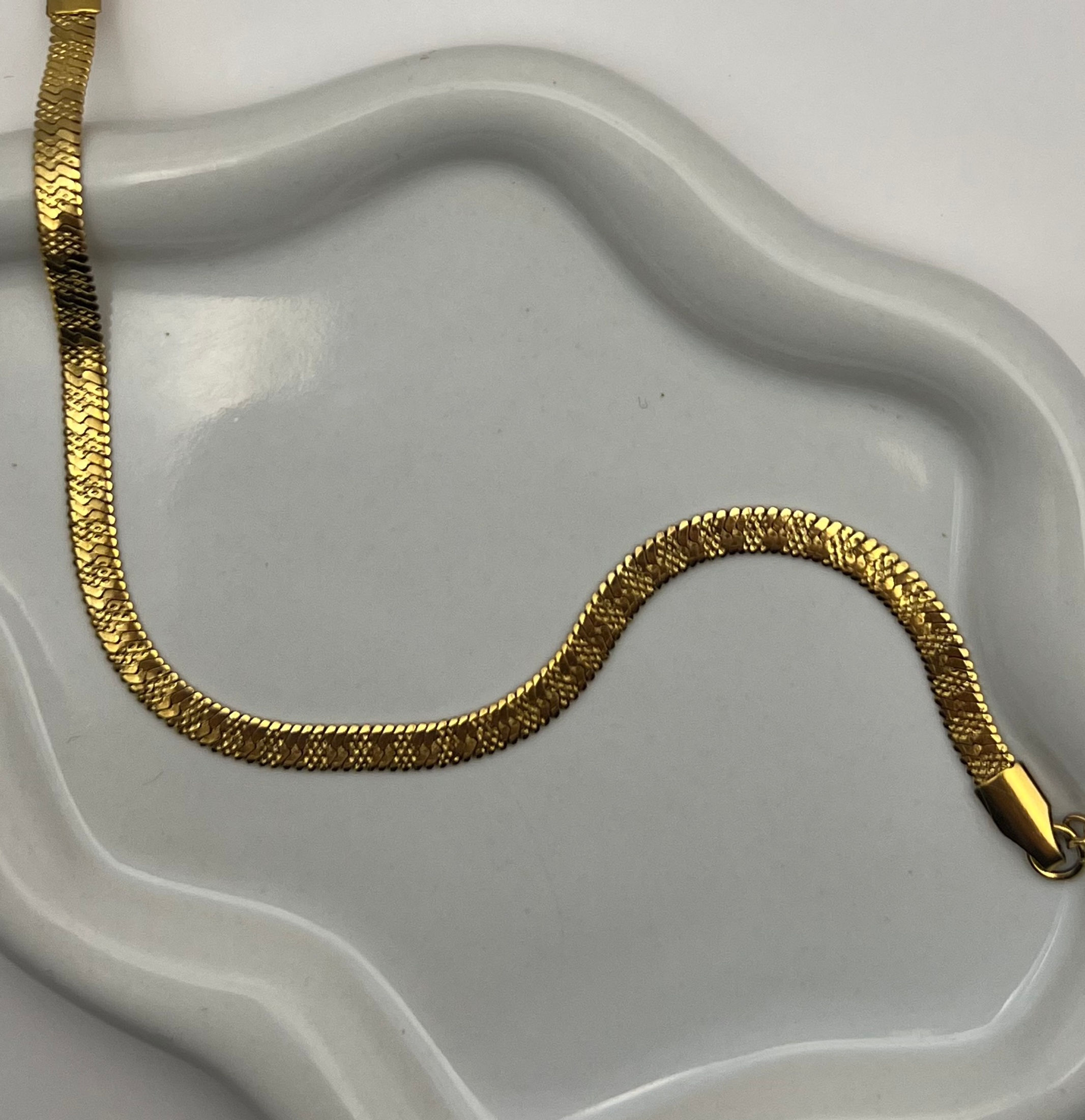 Vertical Snake Bracelet Gold