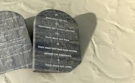 LES DIX COMMANDEMENTS CONCERNANT LE CORONAVIRUS