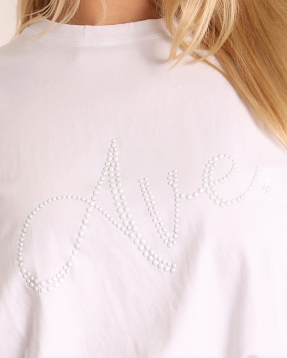 Thumbnail: Ave tee