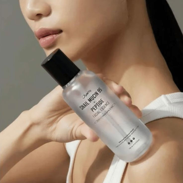 JUMISO Snail Mucin 95+ Peptide Essence