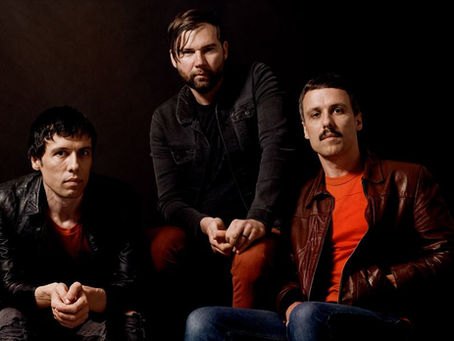 The Cribs head back out on tour