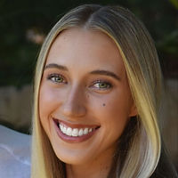 cammy pic for busienss cards.jfif