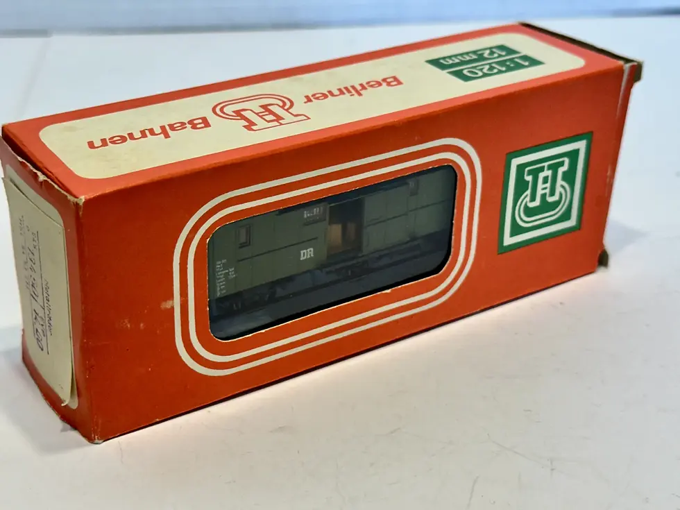 Thumbnail: BTTB 13450 - 3ax Prussian baggage car (Gepackwagen)