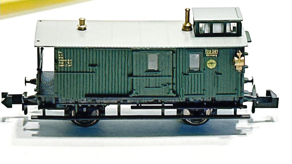 Thumbnail: Minitrix 3207 baggage wagen w/slid.doors, obs.deck, lights, excellent, boxed