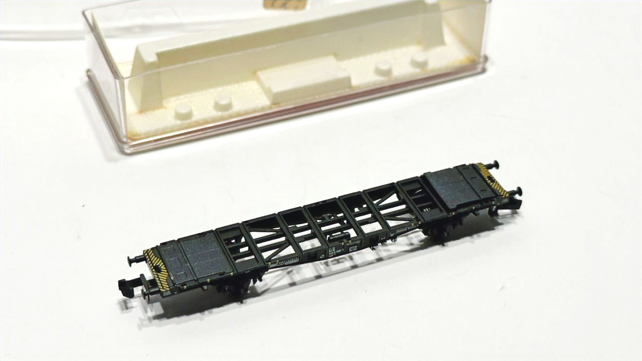 Fleischmann 8281 freight wagen -platform only, boxed