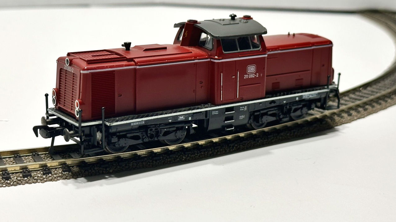 Fleischmann 721280 - Diesel locomotive BR211, excellent