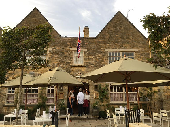 The Bell Charlbury.jpg