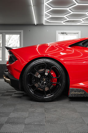 2017 LAMBORGHINI HURACAN LP 580-2