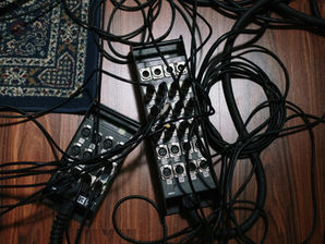 VERSTÄRKER STATT FIGUREN