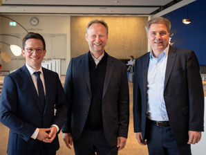 ENDLICH WEISSER RAUCH