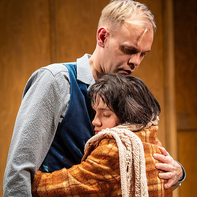 Szene aus „Die Kunst der Komödie“ von Eduardo de Filippo, das mit Hagen Bähr am Oldenburgischen Staatstheater zu sehen ist