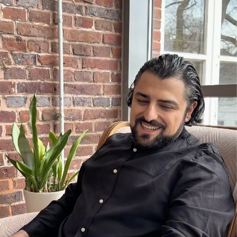 Bariton Aksel Daveyan vom Oldenburgischen Staatstheater im Gespräch mit dem Kulturschnack Oldenburg