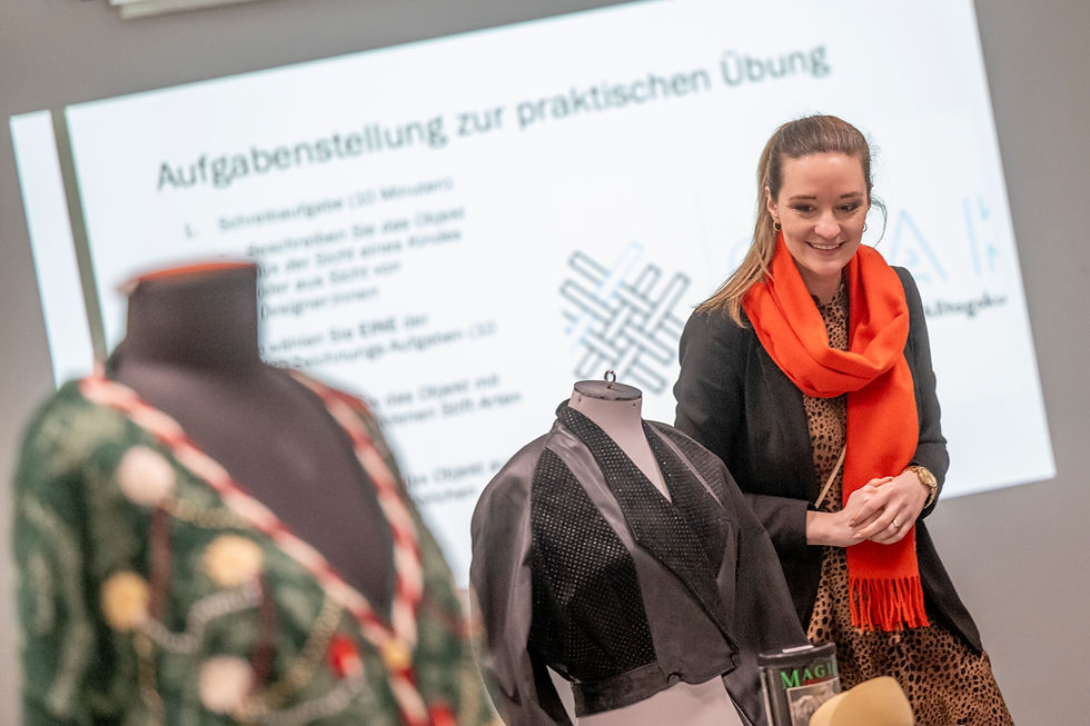 Dr, Klara von Lindern, Mitarbeiterin am Institut für Materielle Kultur und beim Studiengang „Museum und Ausstellung“ an der Carl von Ossietzky Universität in Oldenburg