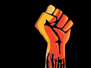 Rock gegen Rechts mit Anchor & Hearts, Grand Hotel Abgrund und Von Grambusch auf dem Schlossplatz in Oldenburg.