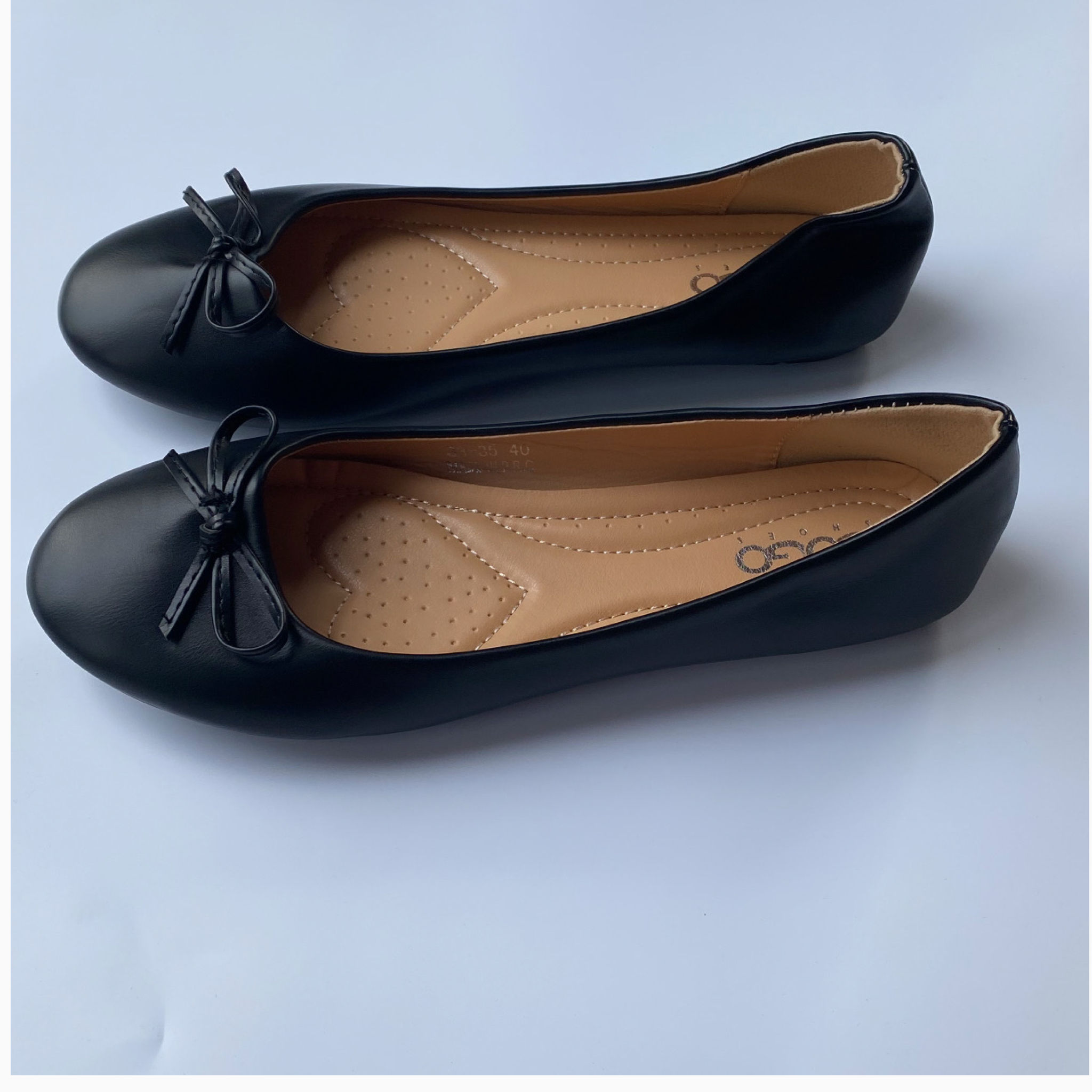GOGO Flat shoes-Black