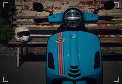 Vespa GTS300 Martini Racing