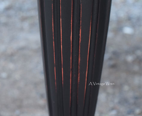fluted dining table legs
