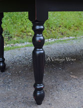 fluted dining table legs