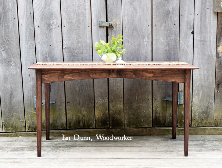 New Hampshire console table with arched front
