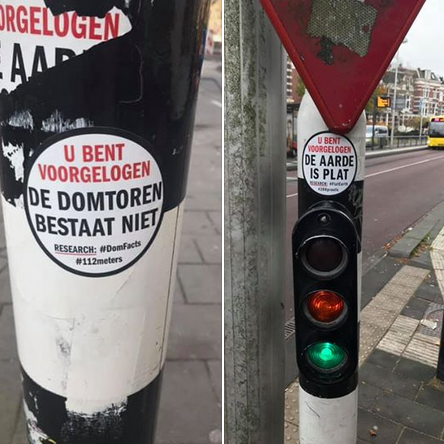 Domtoren sticker naast het orgineel