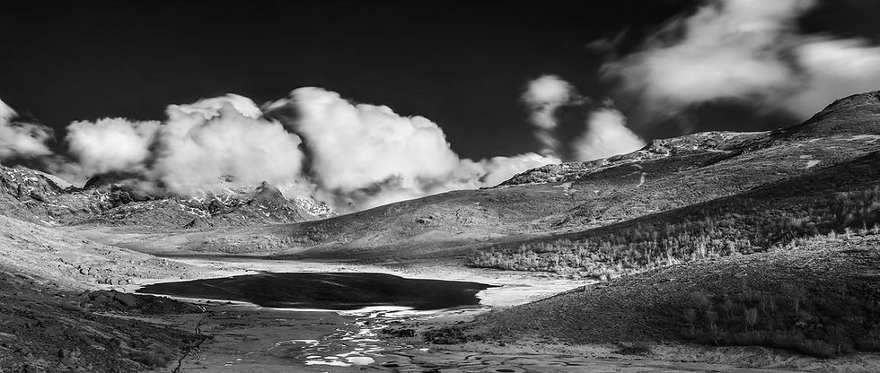 Lac nino ninu infrarouge noir et blanc corse