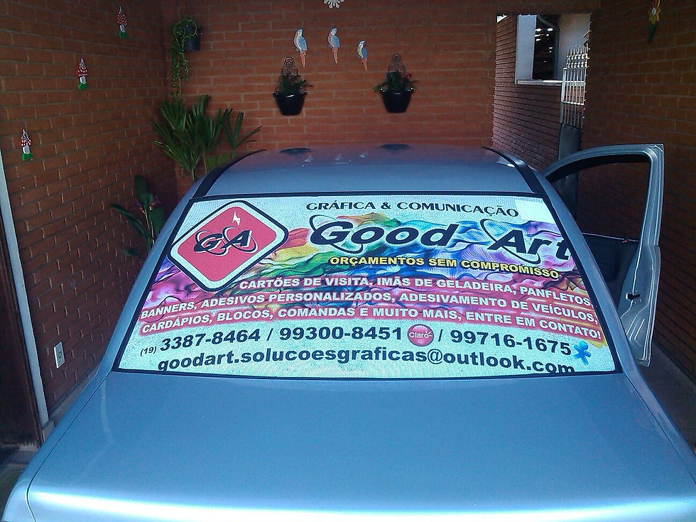 Corsa_Good_Art_com_adesivo_microperfurado_-_próprio_para_não_atrapalhar_a_visão_