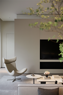 Moderne Wohnzimmer mit eleganten Akzenten.png