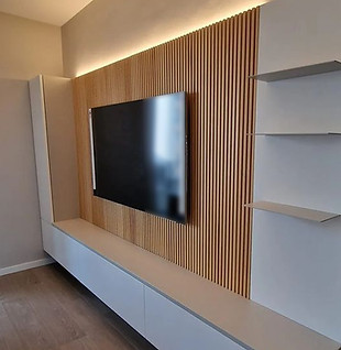 Parete_Boiserie_LED_TV_Falegnameria-Sberna.jpg