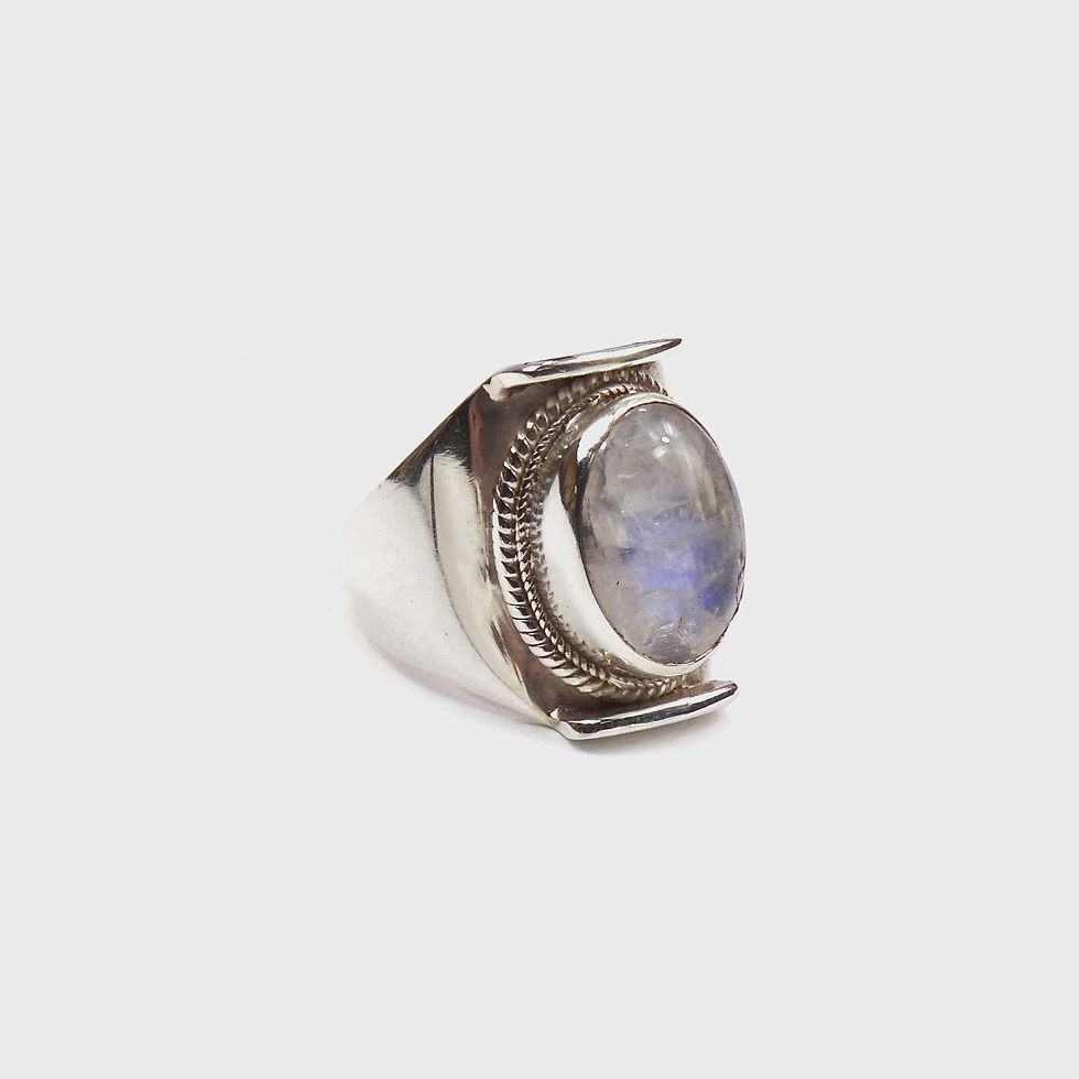 Saddle Ring in Sterling Silver w/Rainbow Moonstone