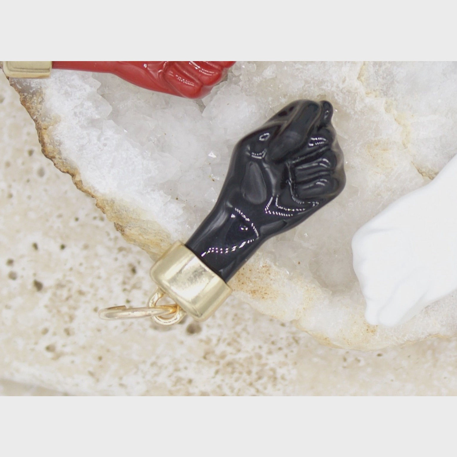 Enamel Figa Hand Pendant - Black - 18K Gold Filled