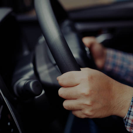 ¿Tu volante vibra como loco? No es normal… y podría costarte caro