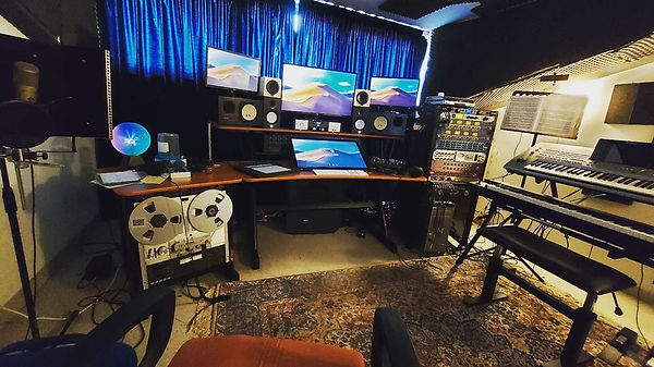 Foto della sala 1, regia dello studio fonorecord