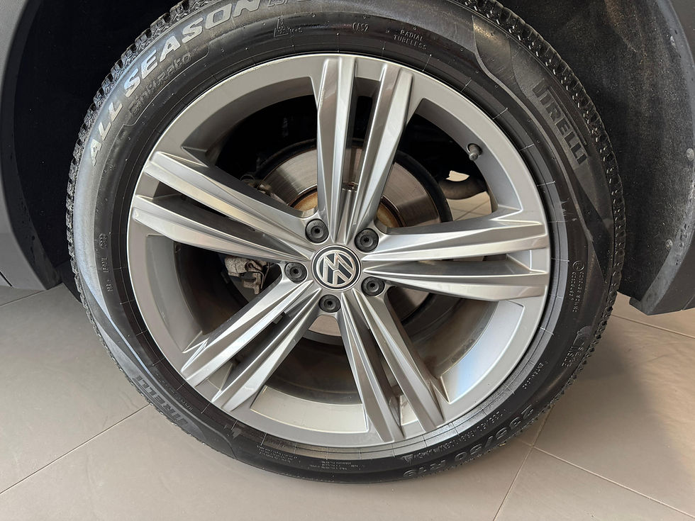 Miniatura: Volkswagen Tiguan