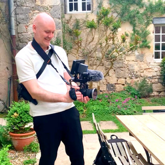 Paul-Adrien, videographer for "la Rue des Madeleines", shoots the groom's preparation.