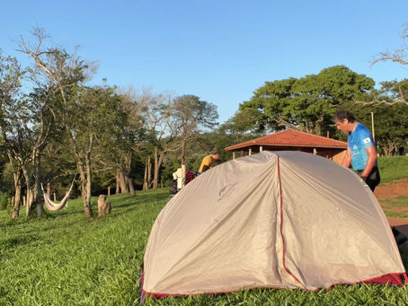 Acampando para testar equipamentos