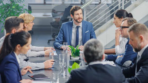 ARAG: Νομική Προστασία Μελών Διοικητικού Συμβουλίου Δ.Σ.