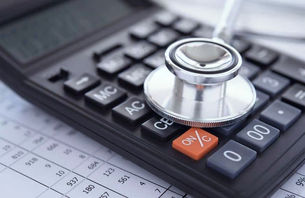 Ποια θα ήταν τα οφέλη της κατάργησης του 15% φόρου στα ασφάλιστρα στην ιδιωτική ασφάλιση υγείας;