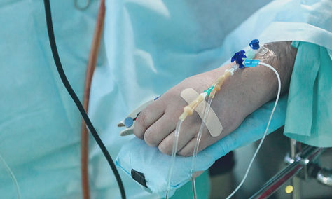 Έχω 50.000€ στην τράπεζα. Αρκούν για μια σοβαρή ασθένεια χωρίς ιδιωτική ασφάλιση υγείας;