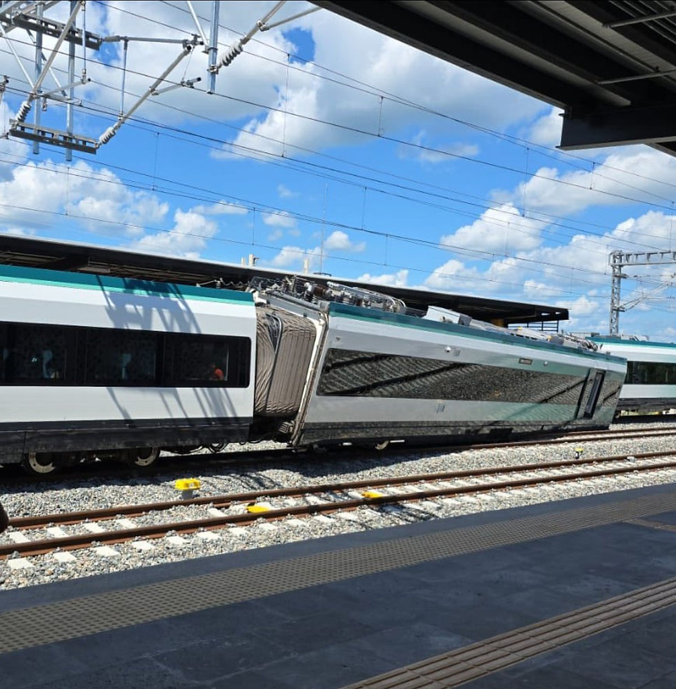 Vagón del Tren Maya se descarrila en estación de Izamal, Yucatán 