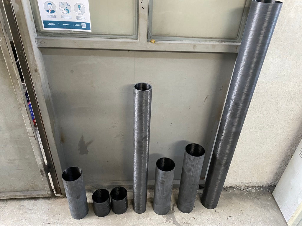 Çeşitli Çap ve Boylardaki karbon borular