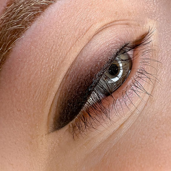 Eyeliner #2.jpeg