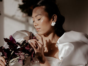 Timeless, elegant wedding makeup