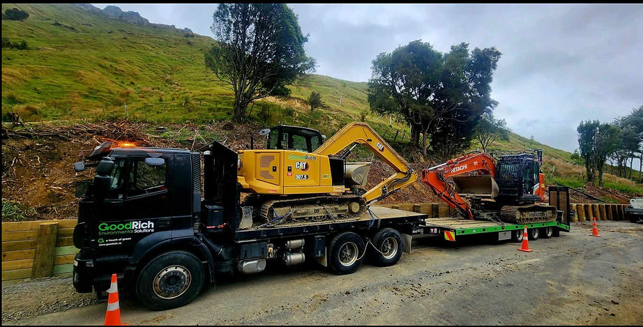 Truck Towing 2025.jpg